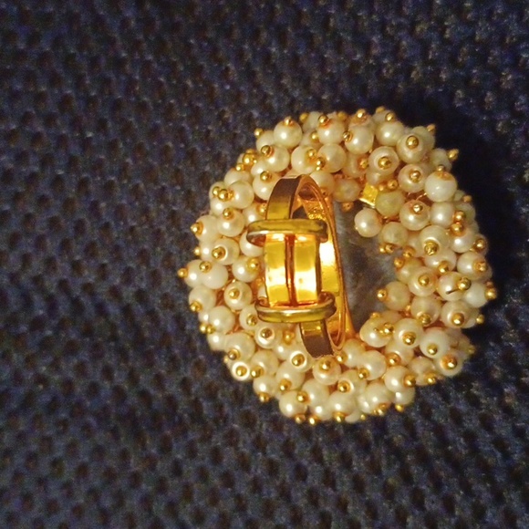 Ring - Picture 3 of 5